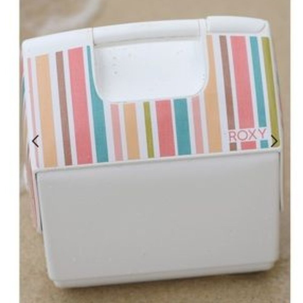 NWT IGLOO x Roxy Playmate Pal Insulated Cooler